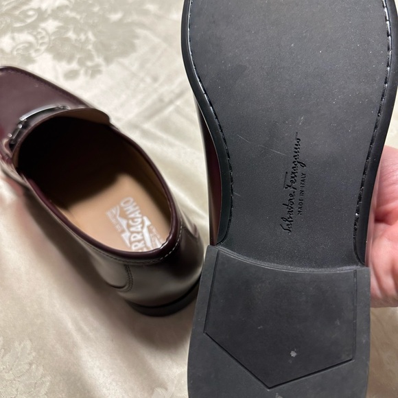 Ferragamo Grandioso. Brown Size 10 1/2. Comes with box and bags. Worn 2X - Picture 4 of 8